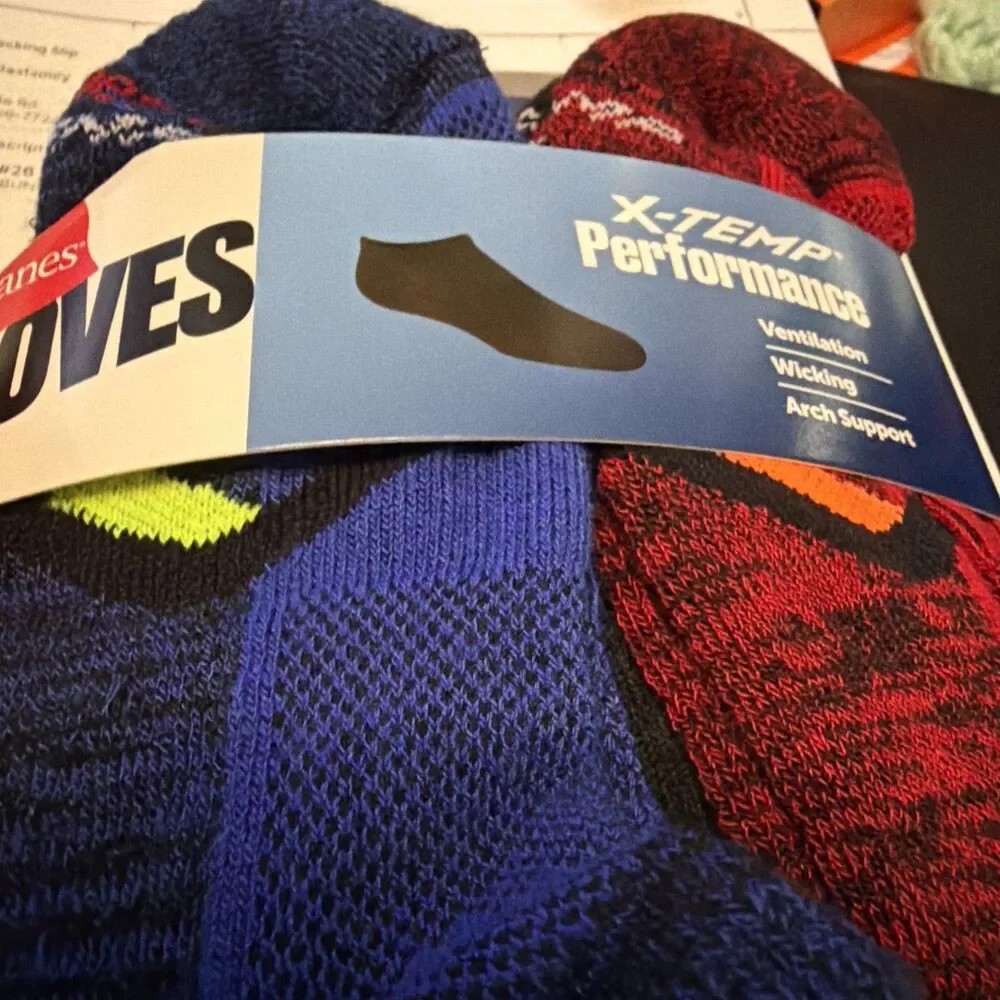 Hanes Moves Youth Boys' X-Temp Performance 6-Pack No Show Socks Size 3-9
